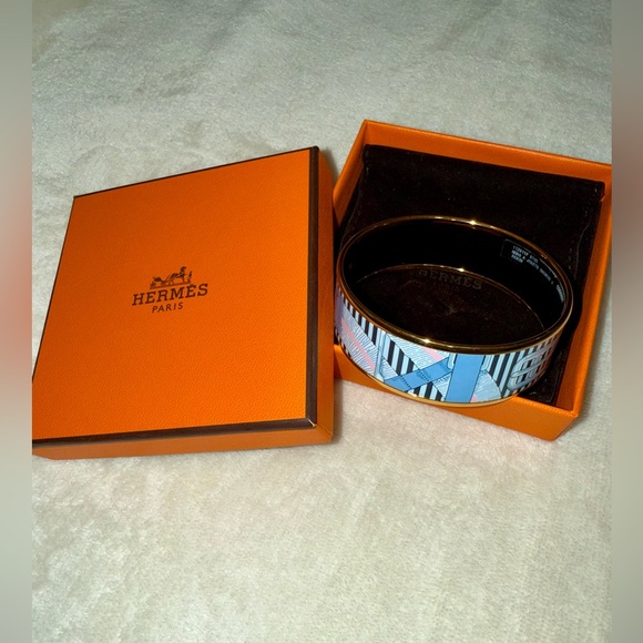 Hermes Jewelry - Hermes Bangle 100% Authentic